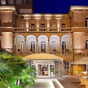 **** Hotel Adriatica Ambienthotels Italien